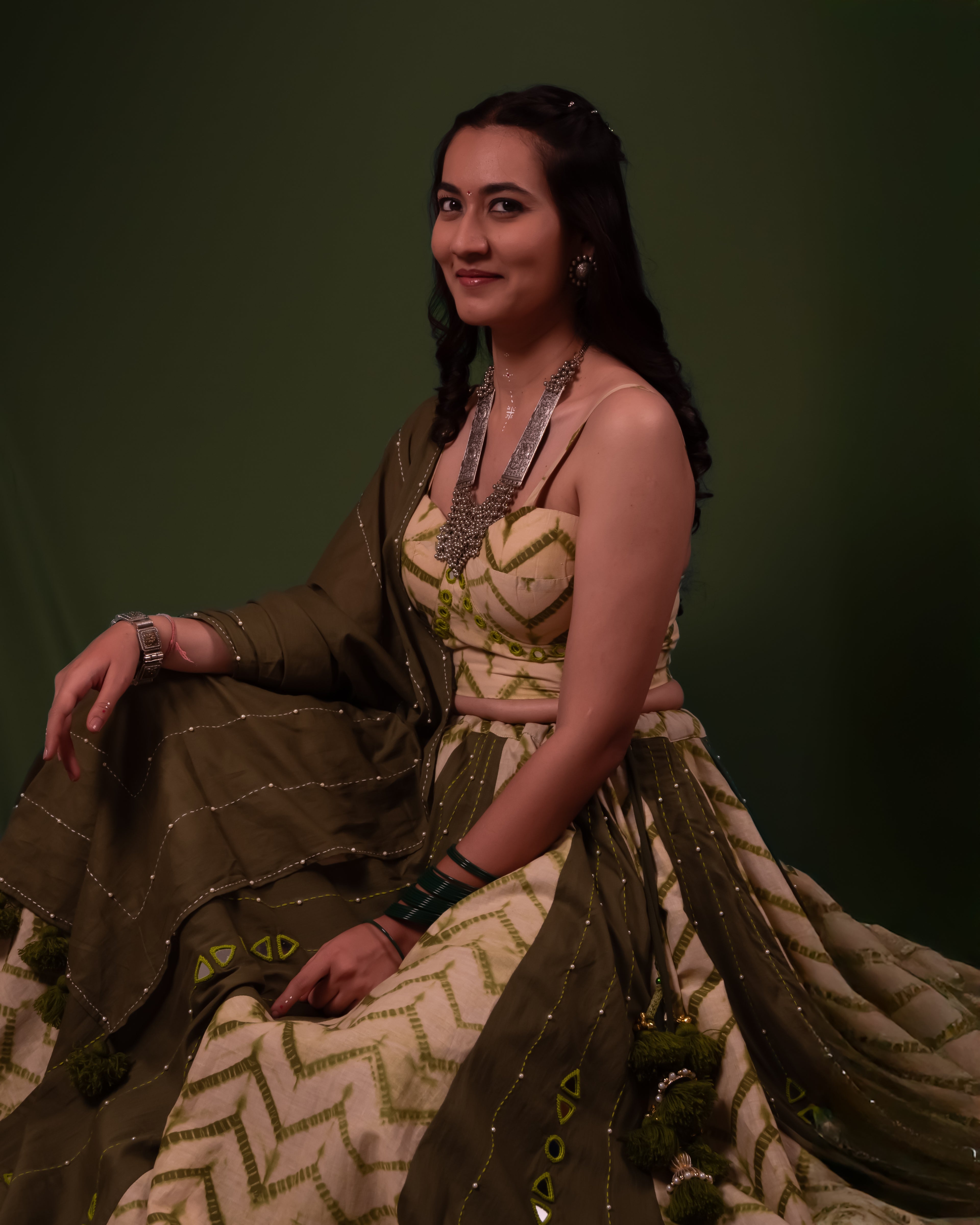 Green Plain Thread Work Choli