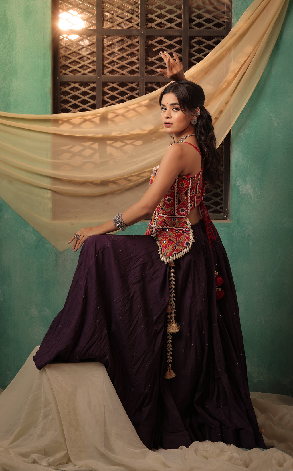 Purple Gamthi Choli Set